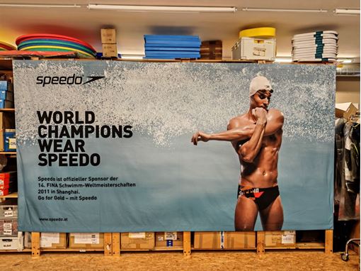 Speedo-Mann-384x198